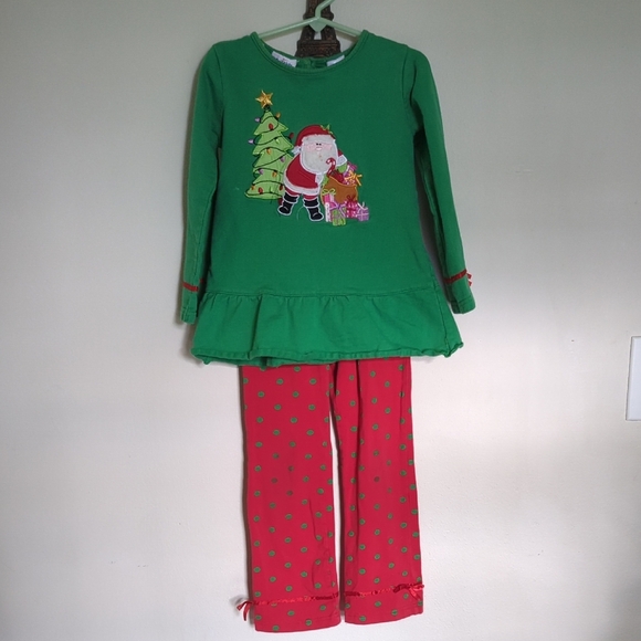BT Kids 2-Piece Christmas Set Santa Shirt Polks Dot Pants Red Green Girls Size 5 - Picture 1 of 6